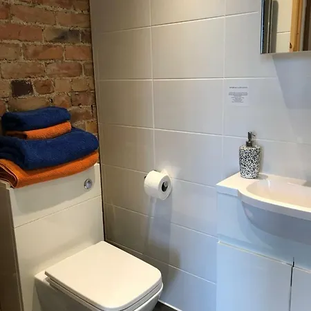 Laurel Bank B&B 피커링